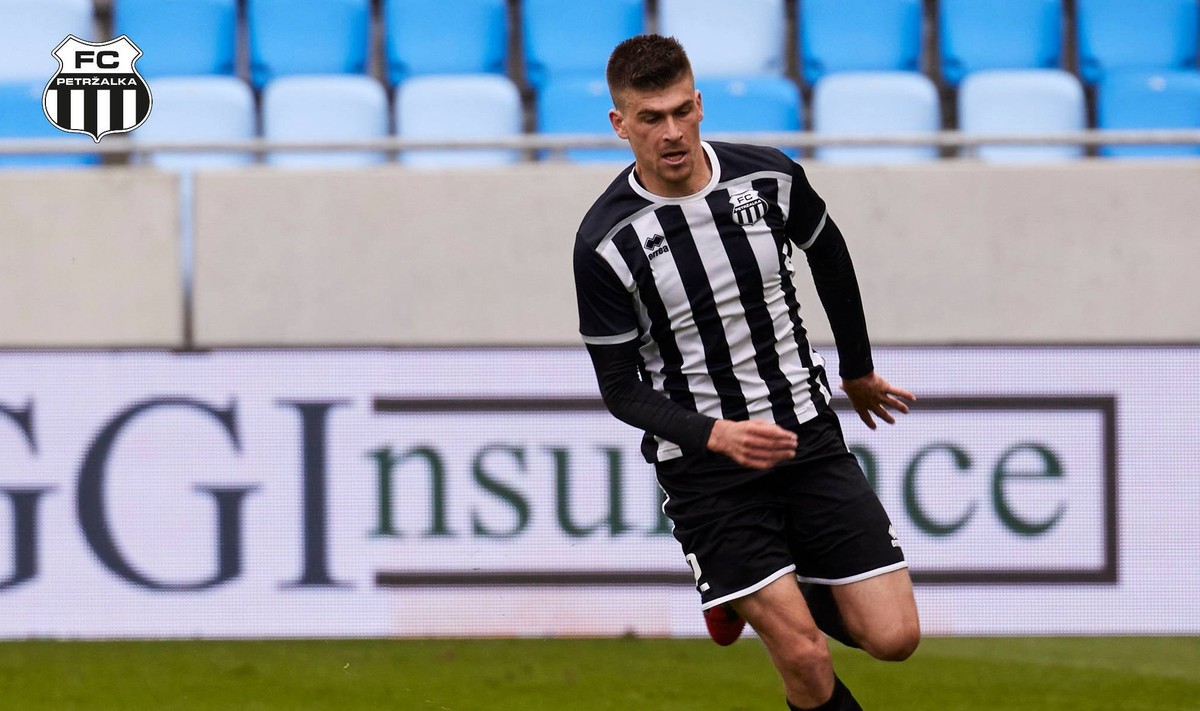 LIVE STREAM zo zápasu Petržalka Komárno (II. liga)