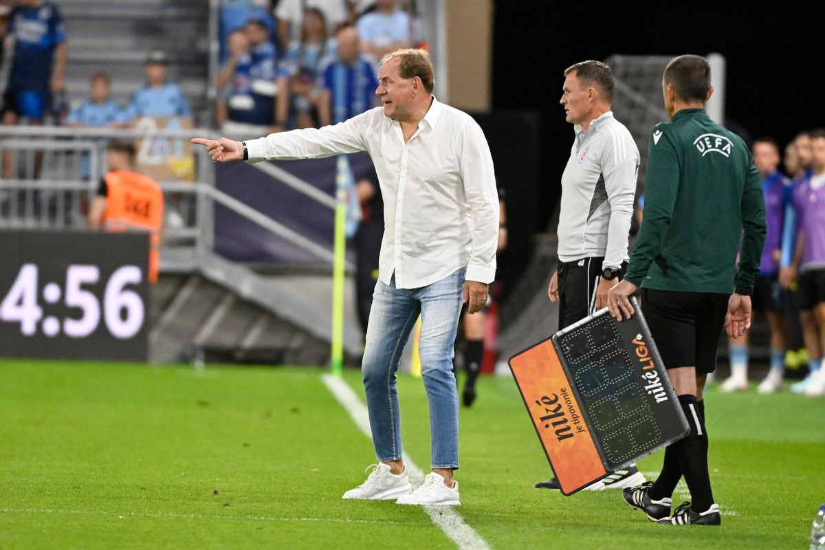 Expert z cudziny velebí Weissa: Platy boli vysoké, on sám bral viac ako milión