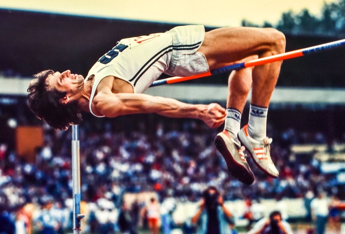 Keď našiel v koši tepláky, vedel, že spolubývajúci ušiel. Žiadny Slovák dodnes viac neskočil