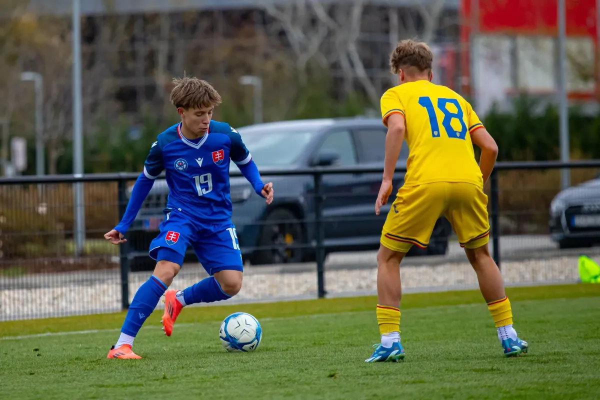 Má iba pätnásť a Weiss ho zaradil proti Štrasburgu. Vyrastá v Slovane veľký talent?