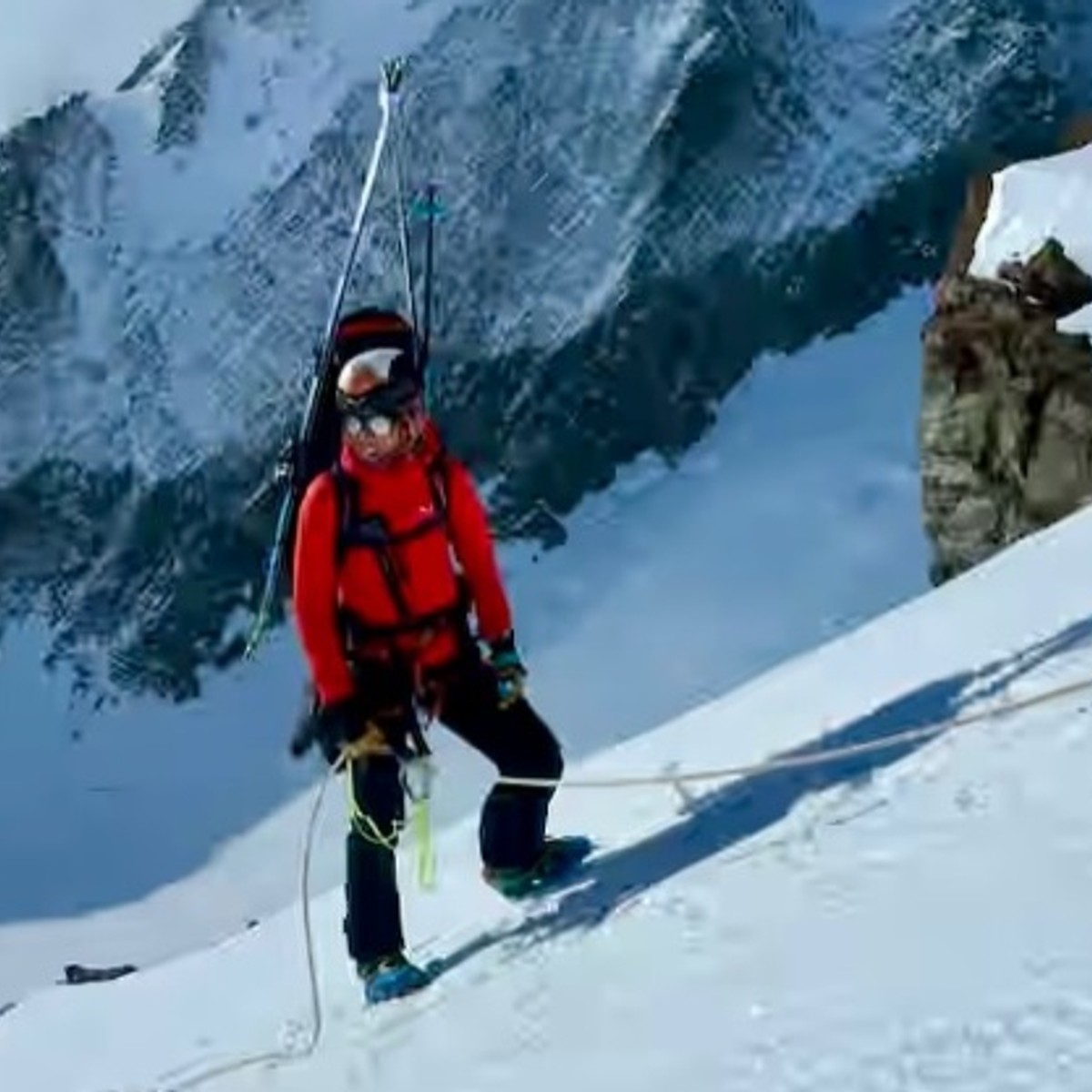 Lenka Poláčková pri výstupe na Mt. Vinson v Antarktíde.