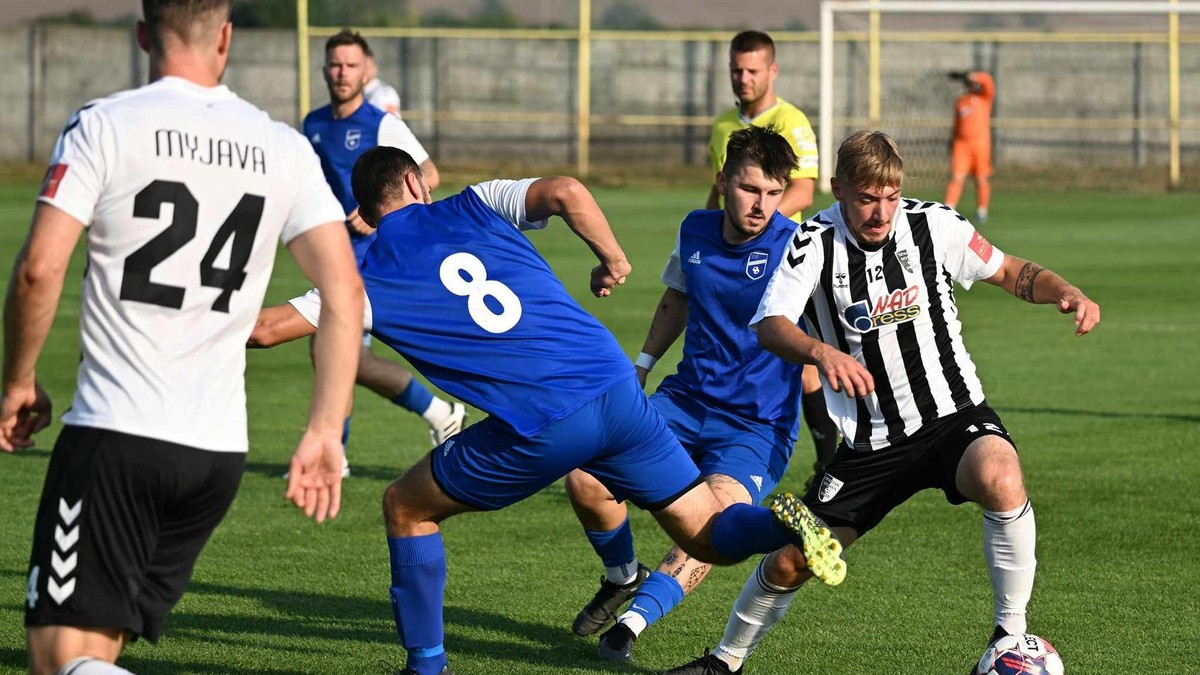 Futbalisti Spartaka Myjava zaznamenali vysokú výhru.