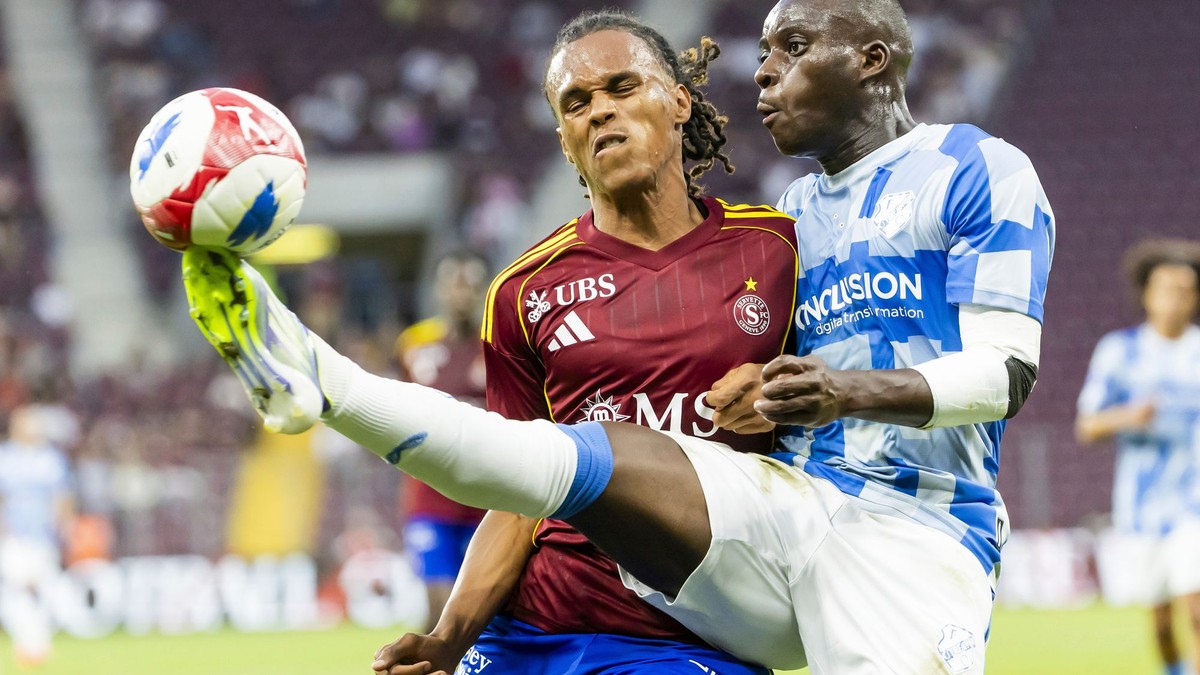 Momentka zo zápasu FC Utrecht - Servette Ženeva