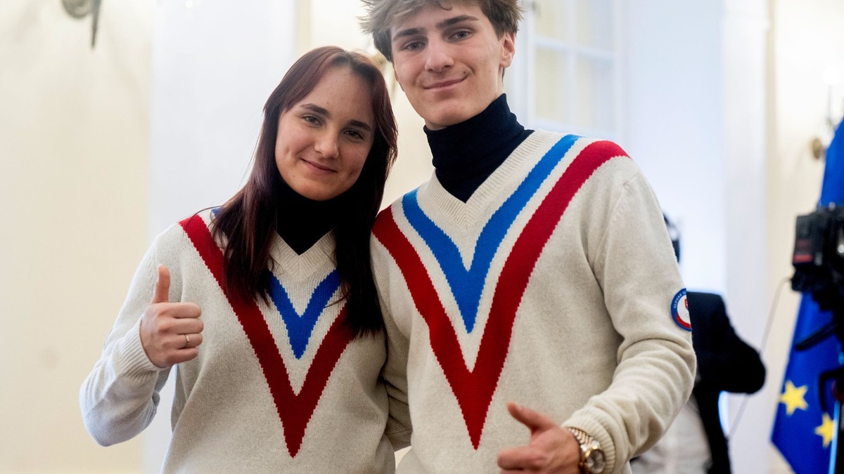 Kira Kapustíková a Hektor Kapustík počas zloženia sľubu slovenskej výpravy na Zimné olympijské hry.