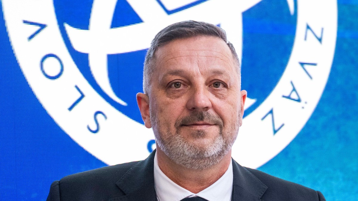 Peter Palenčík počas volebnej konferencie SFZ v Bratislave 27. februára 2026. 