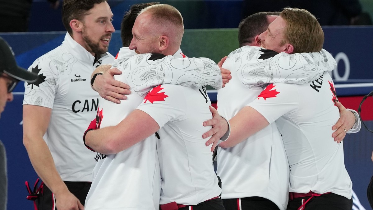 Kanaďania sa tešia zo zlata.