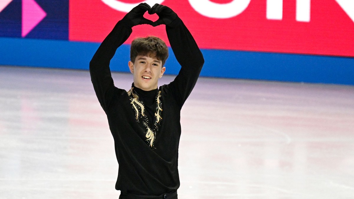 Adam Hagara počas voľnej jazdy na MS v krasokorčuľovaní 2026. 