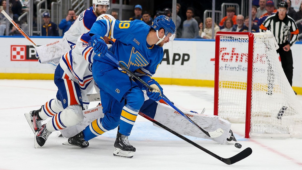 Momentka zo zápasu St. Louis - Edmonton