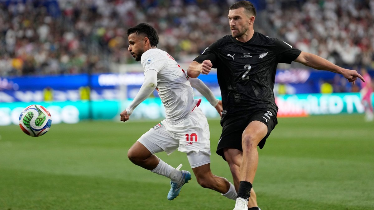 Iran's Mehdi Ghayedi (10) battles for the ball with New Zealand's Tim Payne (2) during the World Cup Group G soccer match between Iran and New Zealand in Inglewood, Calif., near Los Angeles, Monday, June 15, 2026. (AP Photo/Andre Penner)

- Canada26
- Canada2026
- FIFA
- Mexico26
- Mexico2026
- soccer
- USA26
- USA2026
- worldcup
- worldcup26
- WorldCup2026
- futbol
- Canada26
- Canada2026
- FIFA
- Mexico26
- Mexico2026
- soccer
- USA26
- USA2026
- worldcup
- worldcup26
- WorldCup2026
- futbol