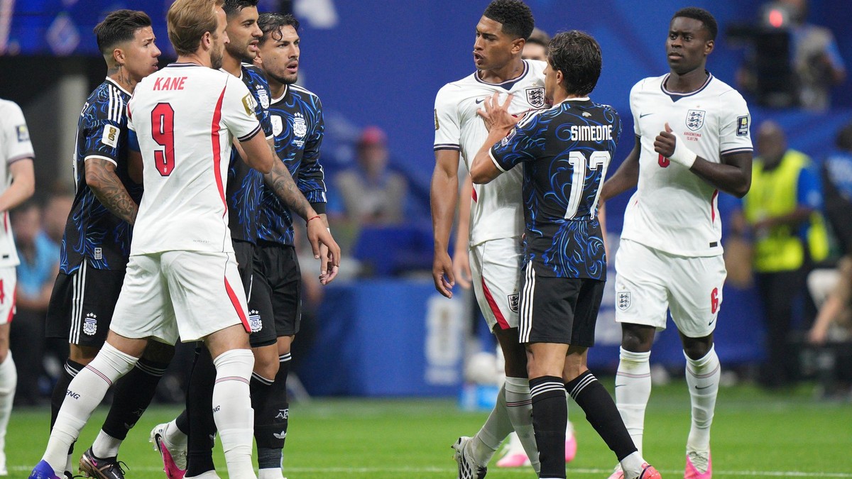 Argentina's Giuliano Simeone (17) pushes England's Jude Bellingham (10) during the World Cup semifinal soccer match between England and Argentina in Atlanta, Wednesday, July 15, 2026. (AP Photo/Jacob Kupferman)
- Canada26
- Canada2026
- FIFA
- Mexico26
- Mexico2026
- soccer
- USA26
- USA2026
- worldcup
- worldcup26
- WorldCup2026
- futbol
- Canada26
- Canada2026
- FIFA
- Mexico26
- Mexico2026
- soccer
- USA26
- USA2026
- worldcup
- worldcup26
- WorldCup2026
- futbol