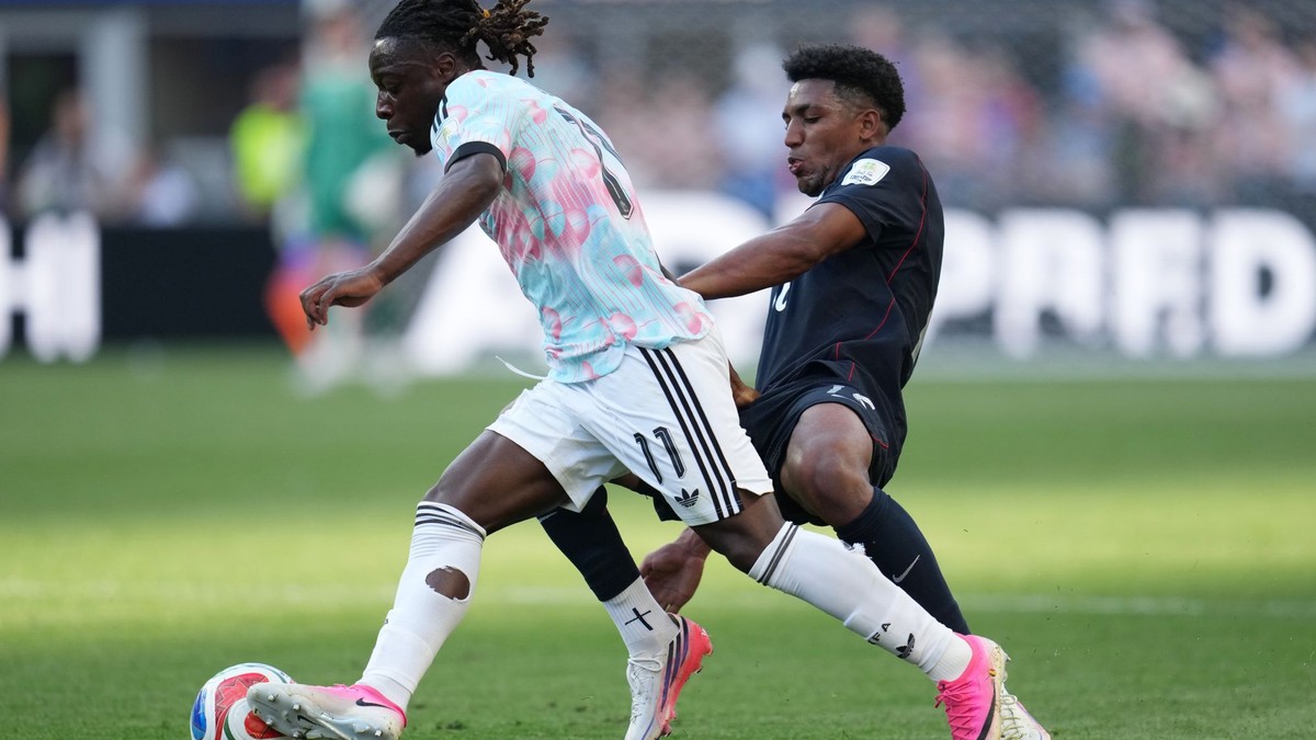 Belgium's Jérémy Doku, left, and United States' Alex Freeman battle for the ball during the World Cup round of 16 soccer match between the United States and Belgium in Seattle, Monday, July 6, 2026. (AP Photo/Abbie Parr)
- Canada26
- Canada2026
- FIFA
- Mexico26
- Mexico2026
- soccer
- USA26
- USA2026
- worldcup
- worldcup26
- WorldCup2026
- futbol
- Canada26
- Canada2026
- FIFA
- Mexico26
- Mexico2026
- soccer
- USA26
- USA2026
- worldcup
- worldcup26
- WorldCup2026
- futbol