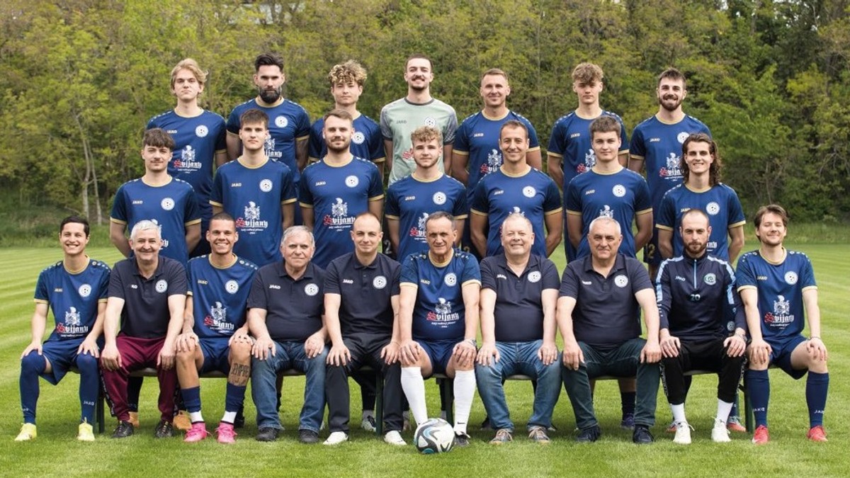 Mužstvo TJ Slovan Nitra-Chrenová.