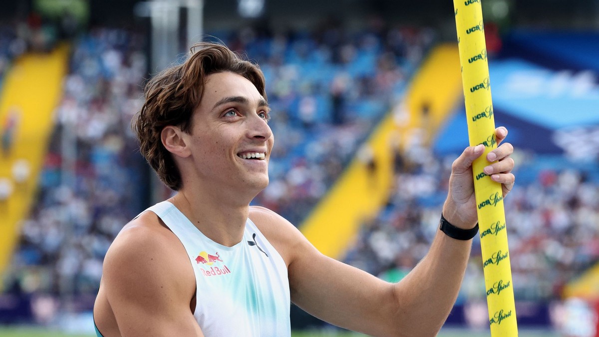 Armand Duplantis na mítingu Diamantovej ligy  memoriál Kamily Skolimowskej v poľskom Chorzowe.