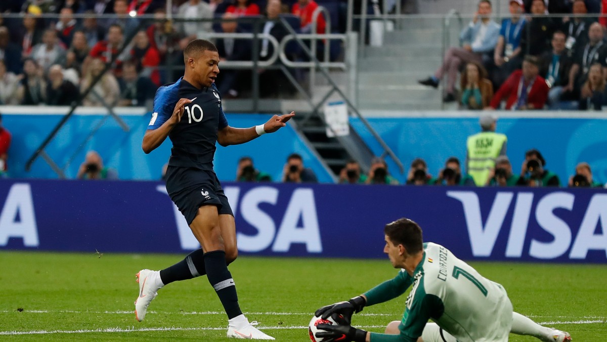 Kylian Mbappé a Thibaut Courtois. Obaja sa dostali do ideálnej zostavy denníka SME.