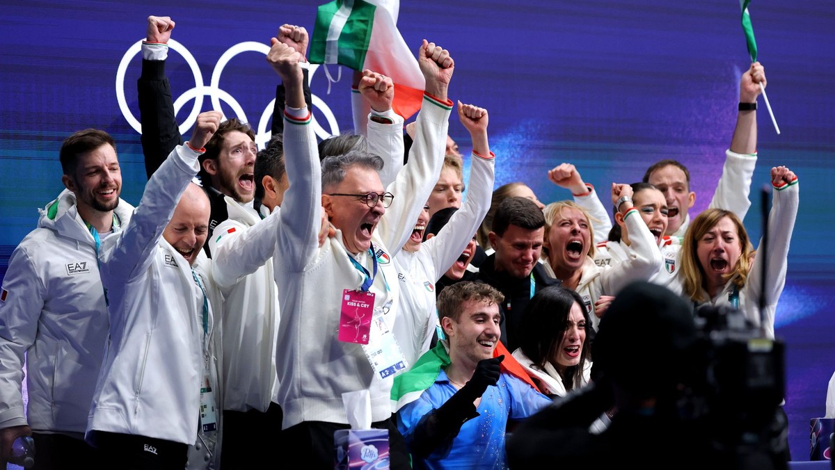 Obrovská radosť Talianov po voľnej jazde Mattea Rizza na ZOH 2026. 