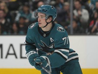 Macklin Celebrini