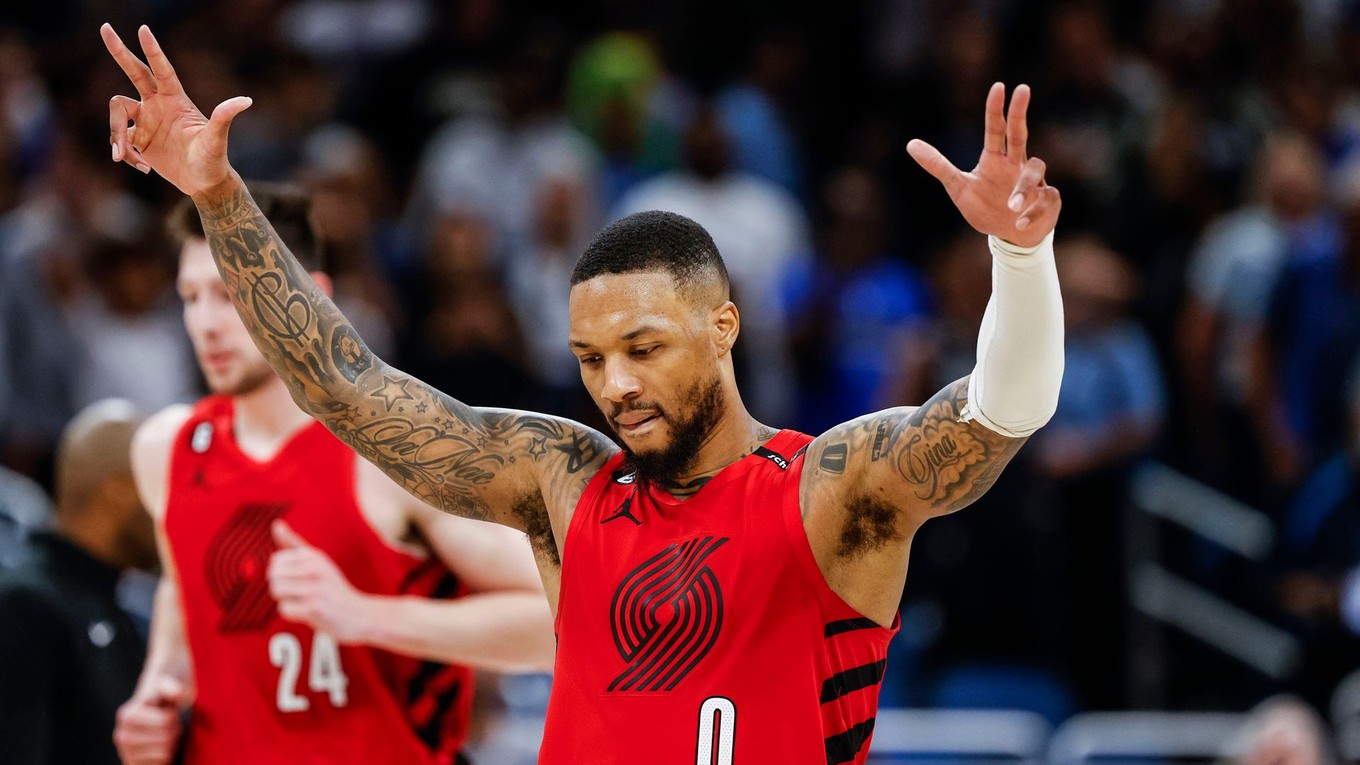 Damian Lillard v drese Portland Trail Blazers .