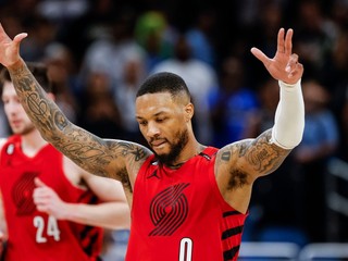 Damian Lillard v drese Portland Trail Blazers .