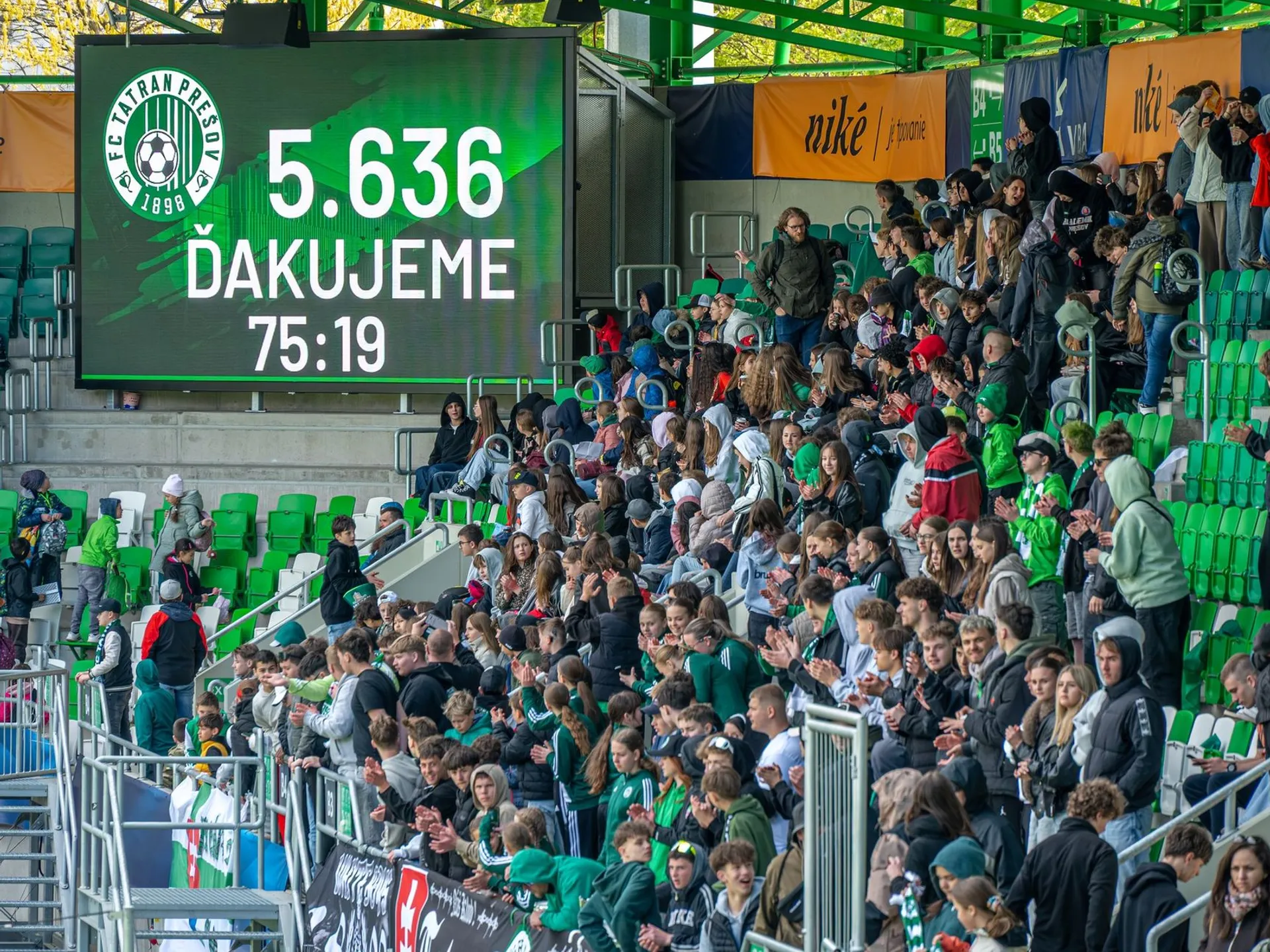 I.	LIGA ŽENY –  Úžasná atmosféra a  rekord v Prešove: 5636 divákov!