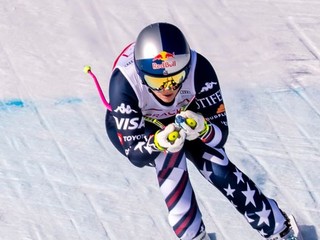 Americká lyžiarka Lindsey Vonnová v cieli zjazdu Svetového pohára alpských lyžiarok vo švajčiarskom stredisku St. Moritz.