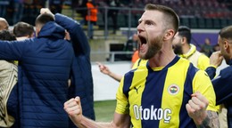 Milan Škriniar sa raduje z postupu cez Anderlecht v Európskej lige.