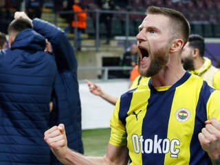 Milan Škriniar sa raduje z postupu cez Anderlecht v Európskej lige.