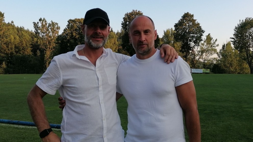 V minulosti spoluhráči, v súčasnosti trénerskí rivali: Marcel Turňa a Jozef Pisár.