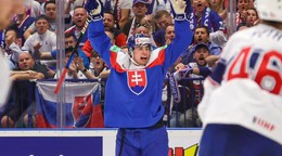 Šimon Nemec oslavuje gól v zápase Slovensko - USA v skupine B na MS v hokeji 2024.