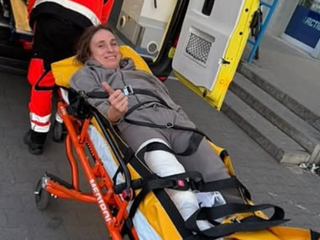 Lucie Pudilová po zranení kolena.