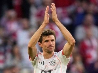 Futbalista Bayernu Mníchov Thomas Müller.