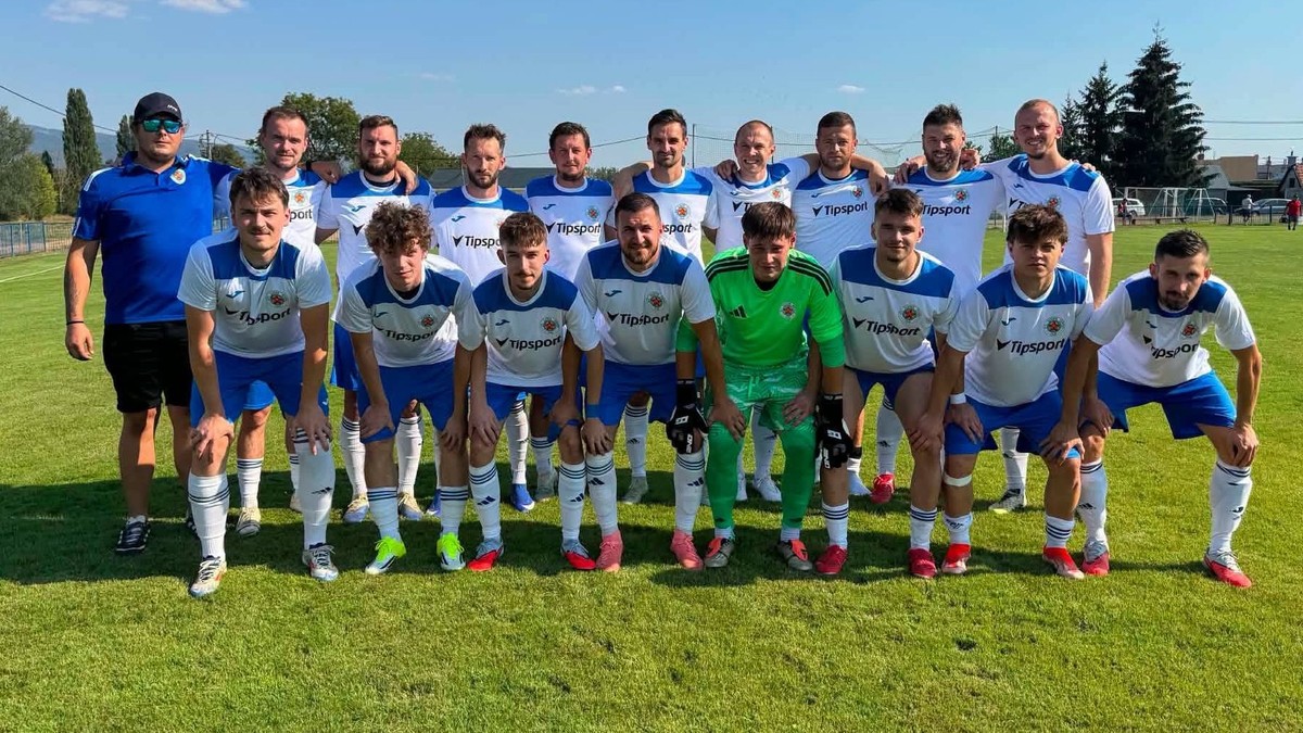 Futbalisti OFK Slovan Poproč.