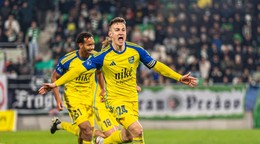 Dominik Kružliak oslavuje gól.