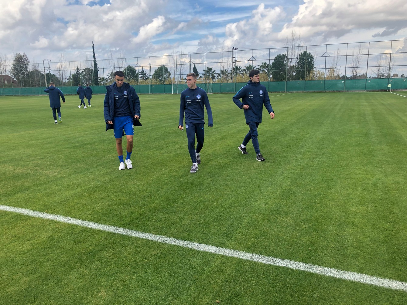 Strelec (vľavo) si odkrútil premiéru vo výbere do 21 rokov.