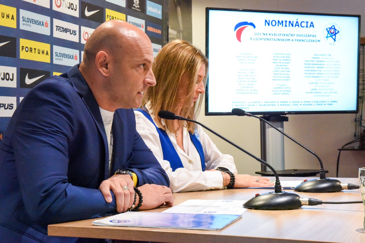 Tréner Adrian Guľa povolal na kvalifikačný dvojzápas proti Lichtenštajnsku a Francúzsku 23 hráčov.