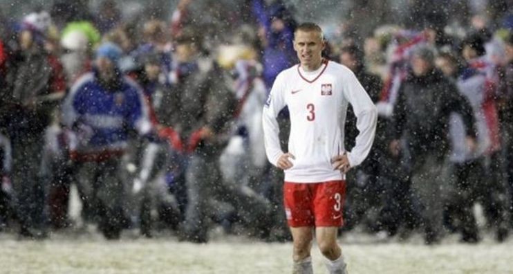 O postupe Slovákov na MS 2010 rozhodol vlastným gólom Poliak Seweryn Gancarczyk.