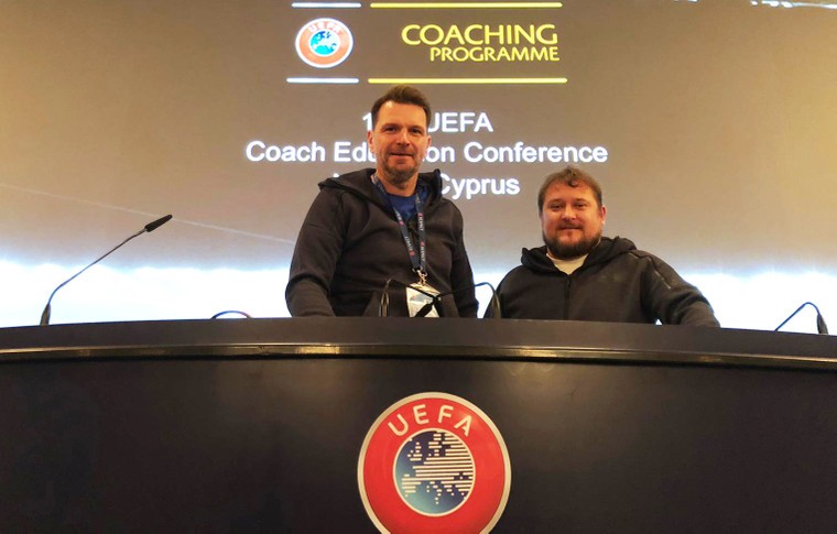 Technický riaditeľ SFZ Štefan Tarkovič a manažér vzdelávania SFZ Zsolt Pakusza, zastupovali v dňoch 26.-28. novembra 2019 Slovenský futbalový zväz v Nikózii na konferencii UEFA Coach Education.