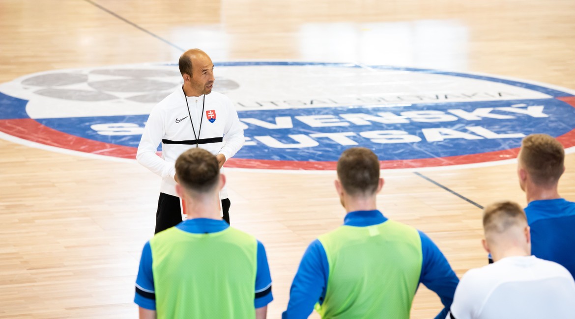 Tréner futsalovej reprezentácie SR Marián Berky.