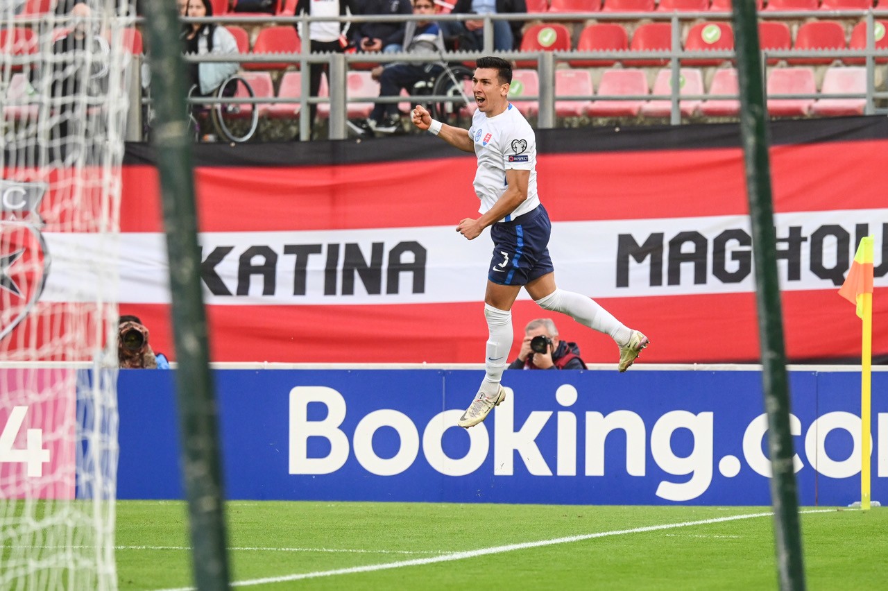 Debutant Vernon De Marco gólom pečatil triumf 6:0 na Malte.