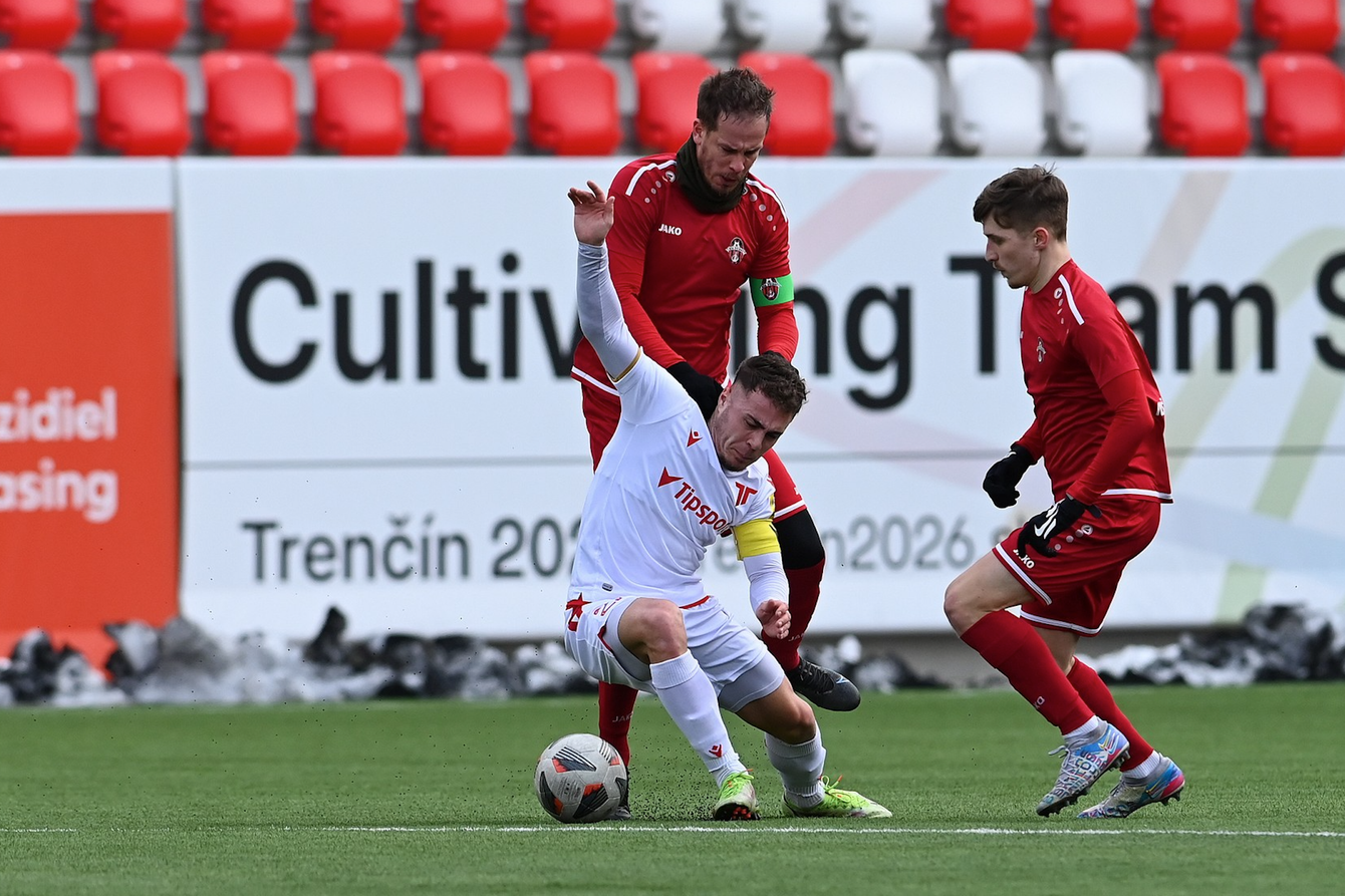 Púchovčania si v príprave zmerali sily aj s Trenčínom (1:4).