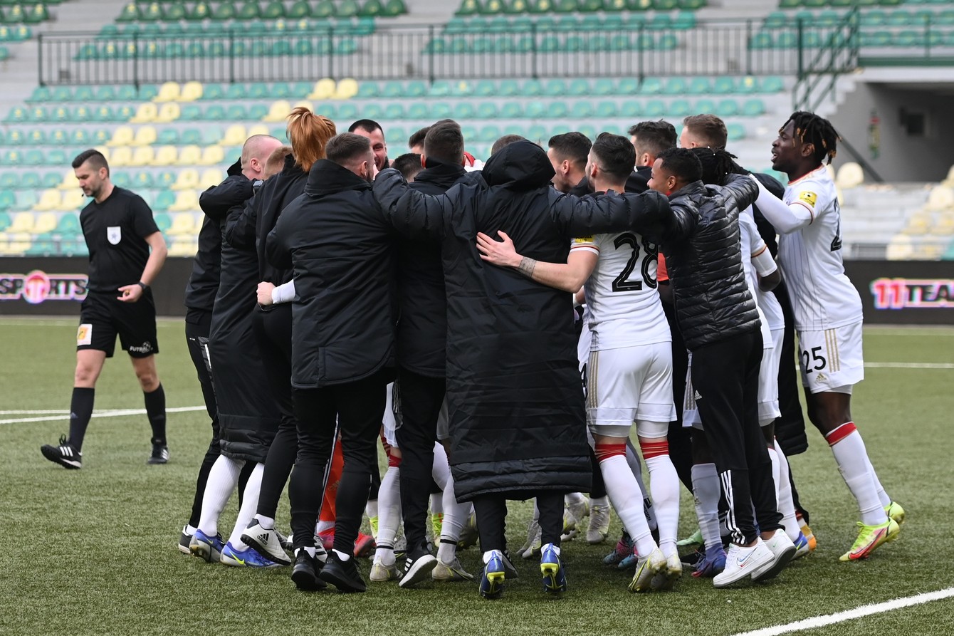 Radosť Trnavy po postupe cez Žilinu do semifinále Slovnaft Cupu.