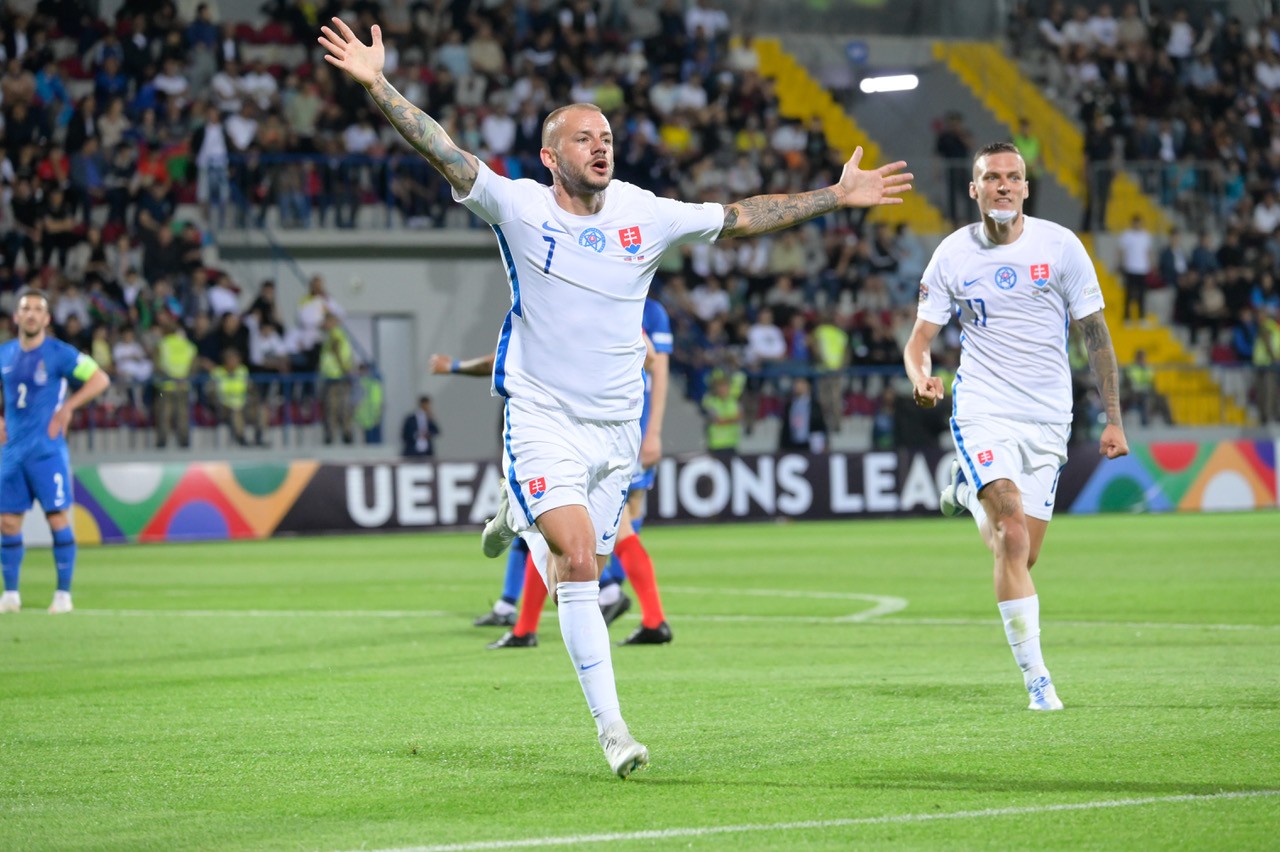 Konečne! Vladimír Weiss oslavuje gól v Azerbajdžane. Víťazný.