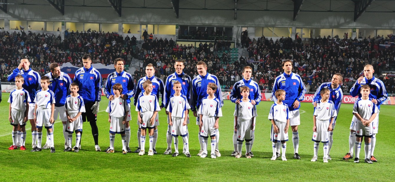 Slovenská futbalová reprezentácia pred prípravným zápasom Slovensko - Čile 1:2 (Žilina, 17.11.2009). 