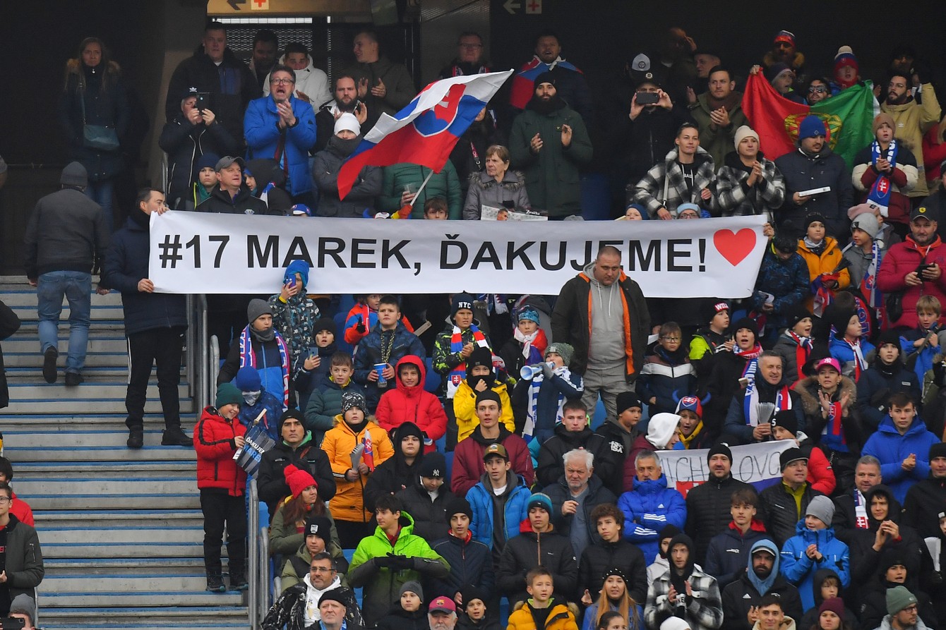 19757 divákov sa prišlo rozlúčiť s reprezentačnou kariérou Mareka Hamšíka a v zápase Slovensko – Čile sa zaslúžilo o najvyššiu návštevu za ostatných 10 rokov (Bratislava, 20.11.2022).