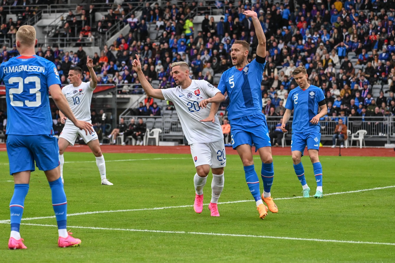 Snímka z kvalifikačného zápasu o postup na ME 2024 Island - Slovensko 1:2 (Reykjavík, 16.11.2023).