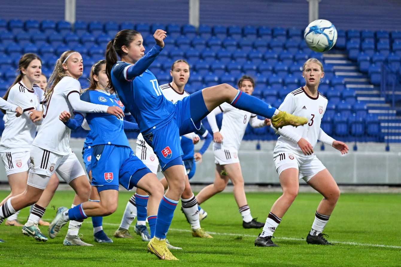 WU17-SVK-LOT-Victoria Havalec-Kvalifikácia ME 2025.JPG