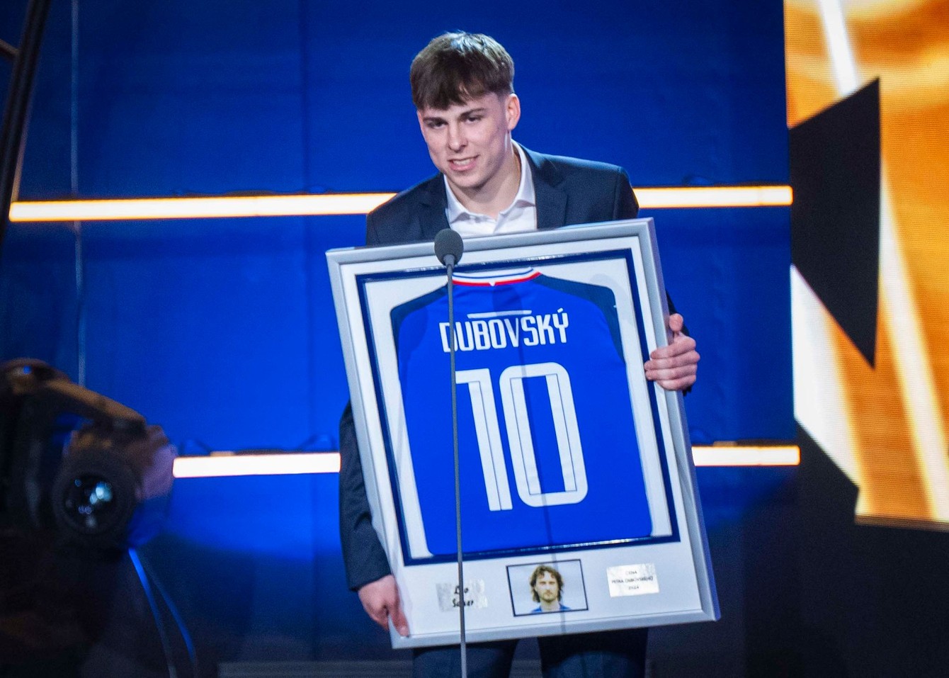 Galavečer_Futbalista roka24_Leo Sauer.jpg