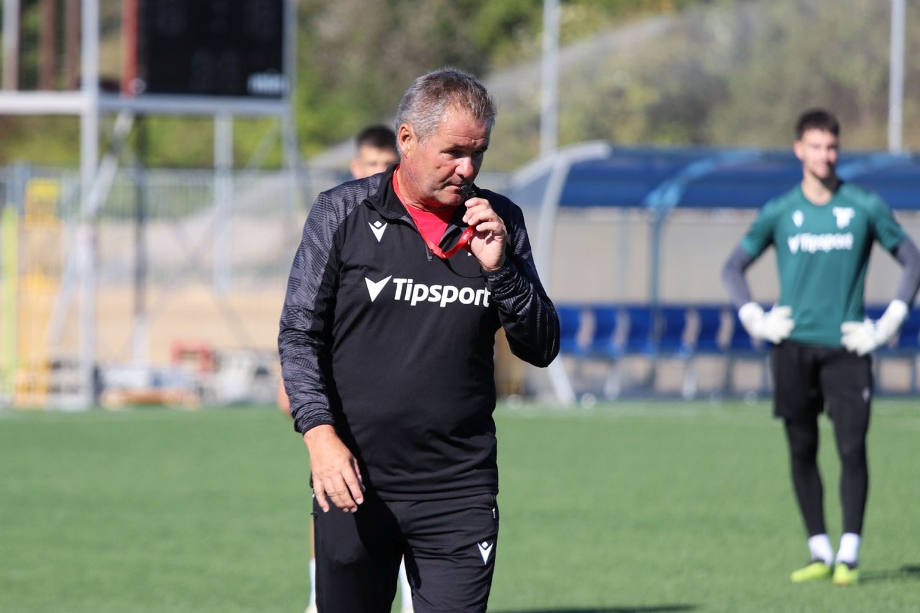 AS Trenčín_Galád