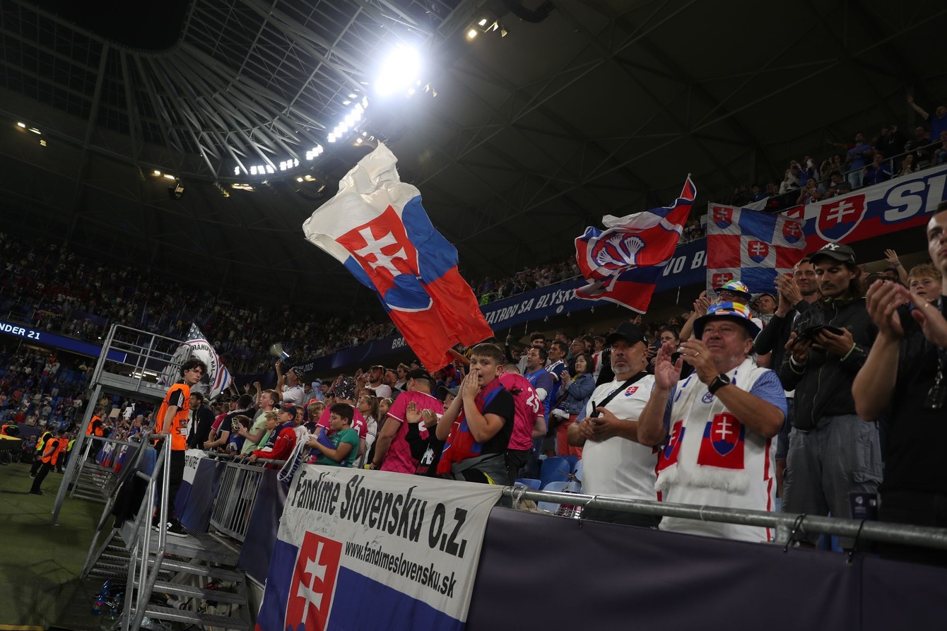 Fanúšikovia SR 3.JPG