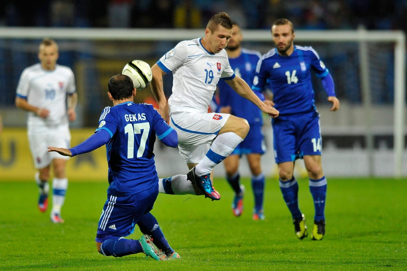 SR futbal MS 2014 kvalifikácia skupina G Slovensko Grécko BAX.jpg