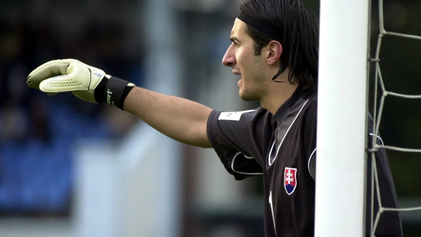 SR A_SR_EST_Kamil Čontofalský.jpeg